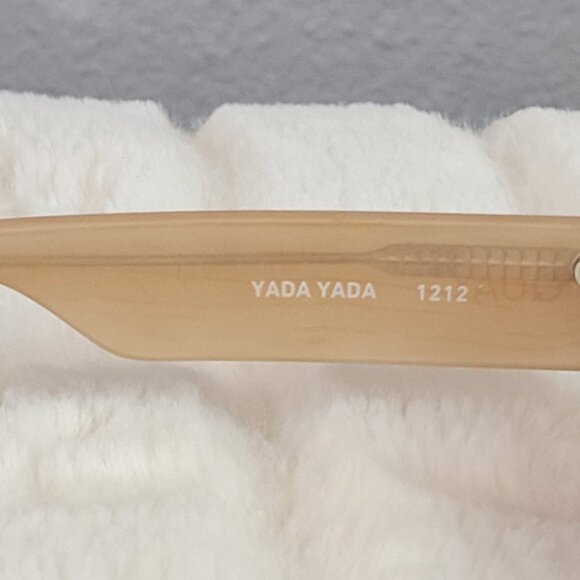 QUAY // ltd ed ultra-chic rectangular ivory tortoise frame espresso fade lens - Picture 16 of 16